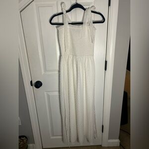 Elegant White Textured Dress